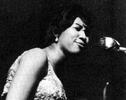 photo of Aretha singing